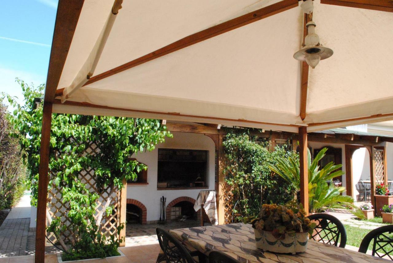 Villa Regina B&B Nettuno Eksteriør billede