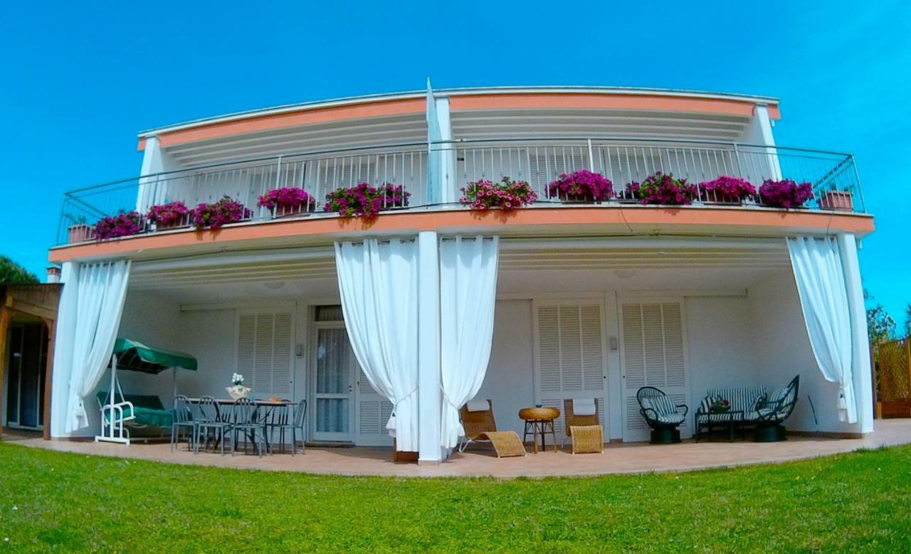 Villa Regina B&B Nettuno Eksteriør billede