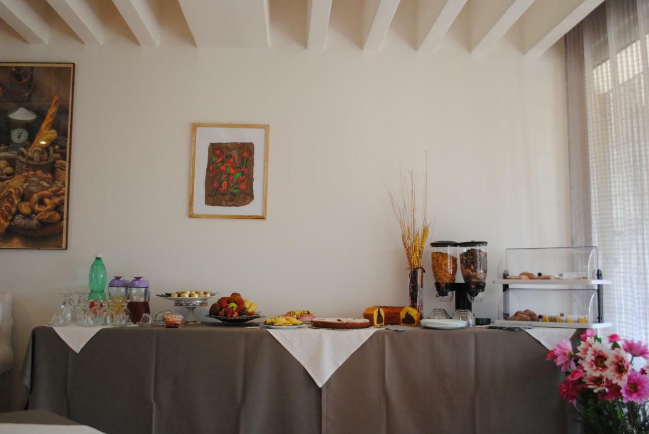 Villa Regina B&B Nettuno Eksteriør billede