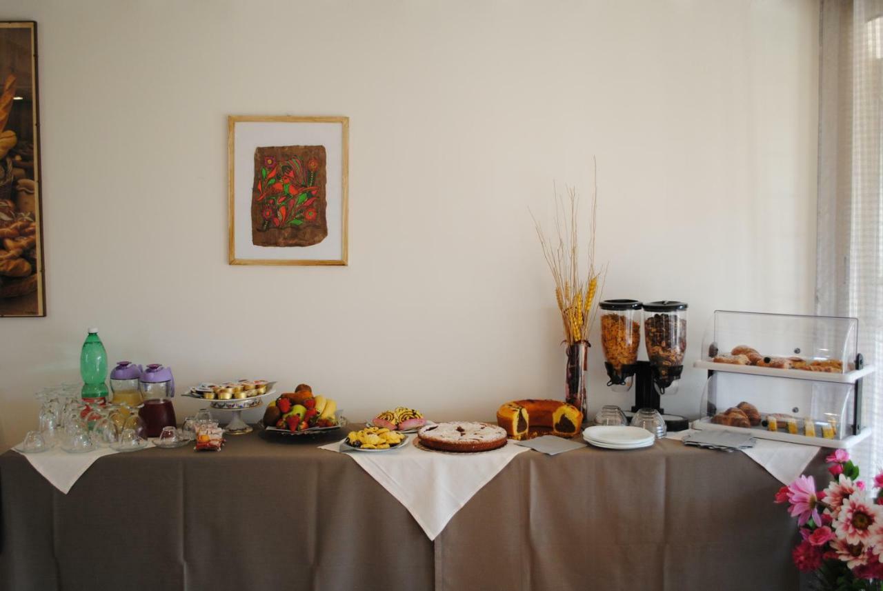 Villa Regina B&B Nettuno Eksteriør billede